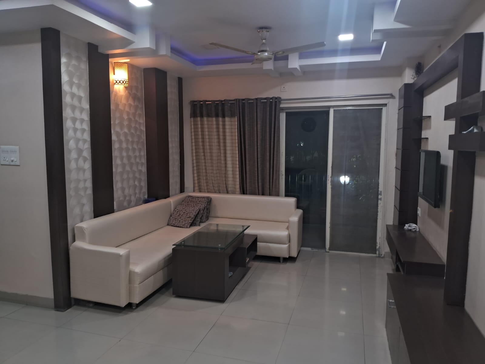 Prime Location per 2bhk Flat 